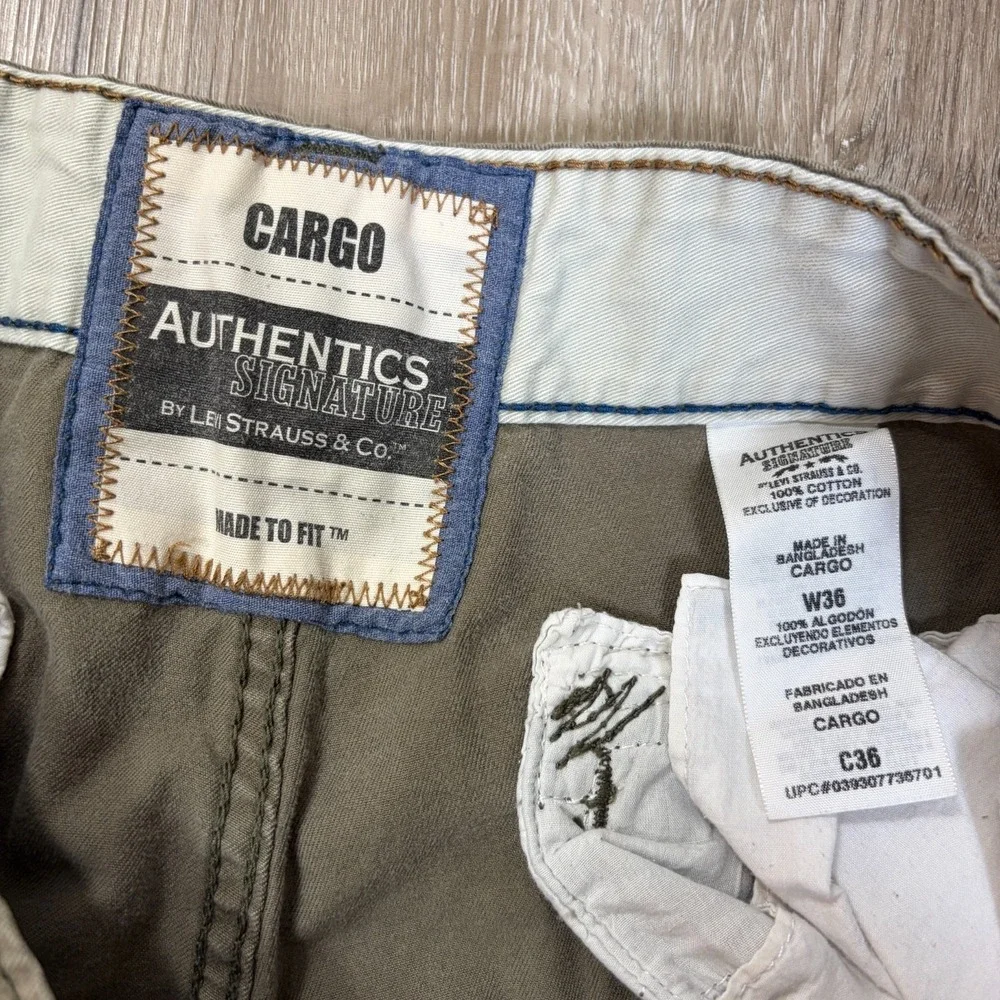 Lot of 2 Levis Cargo 11